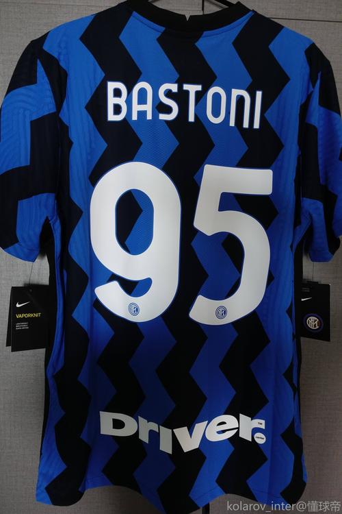 邦尼专访：母亲是我的英雄我从没见过父亲 第一件球衣就是国米的