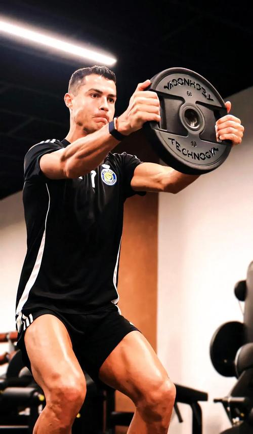 前皇马青训：曾在训练中不小心踢到C罗，3个月后才回到一线队训练