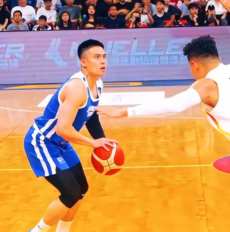 媒体人：杰曼缺阵 球权分配反更合理 赵睿主攻陈盈骏组织分工清晰