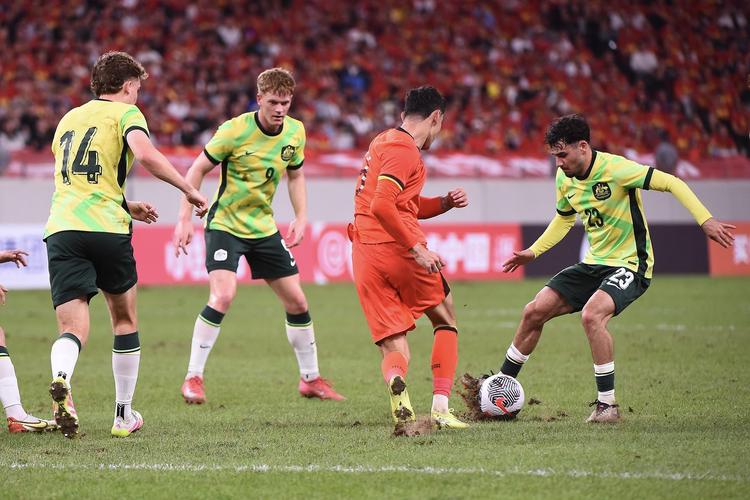 米兰3-2都灵全场数据：射门15-18，射正6-7，控球率63%-37%