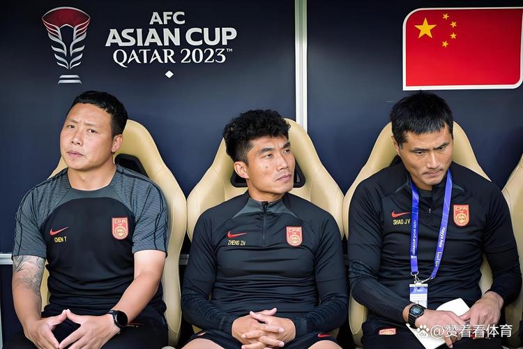 终结连败！西海岸取得中超首胜+首分，郑智获执教西海岸首场胜利