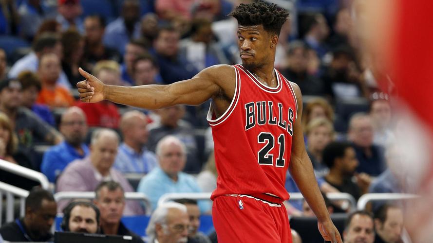 人生最大遗憾！疯三超超远三分绝杀 球都进筐又涮涮出来了...