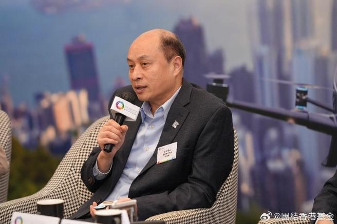 斯卢茨基避单独谈汪海健、谢鹏飞表现：点评团队合作成效胜个人