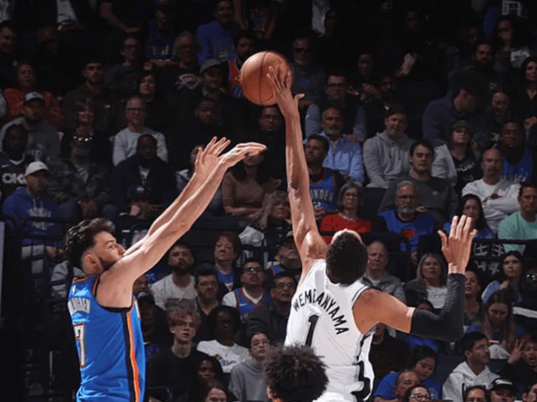 永远的队魂！凯尔登马刺生涯得分6673分 超越小卡进入队史前十