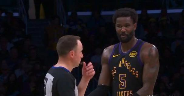 难成功？湖人申诉称裁判吹077技犯前应提前警告 裁判表示已警告过