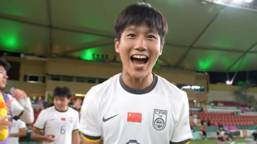 体坛：李镇全被增补到国家队之后，U23国足补充征调杜月徵