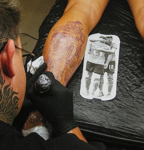 图多尔：你看到里沙利松的纹身可能会觉得...但他是个非常好的人