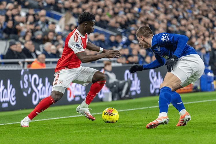 萨卡：是时候赢得一些重要荣誉了，今年我们有很强信心做到这一点