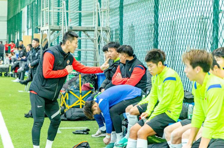 热身赛全武行！今日南通vs海港U21，两队场上斗殴+多人拳脚相向