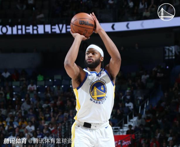 大打对攻！掘金首节42-40领先开拓者 两队各自轰进7记三分