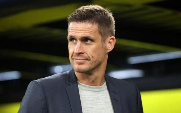 记者：多特计划迅速填补凯尔离职空缺，希望引进外部专家