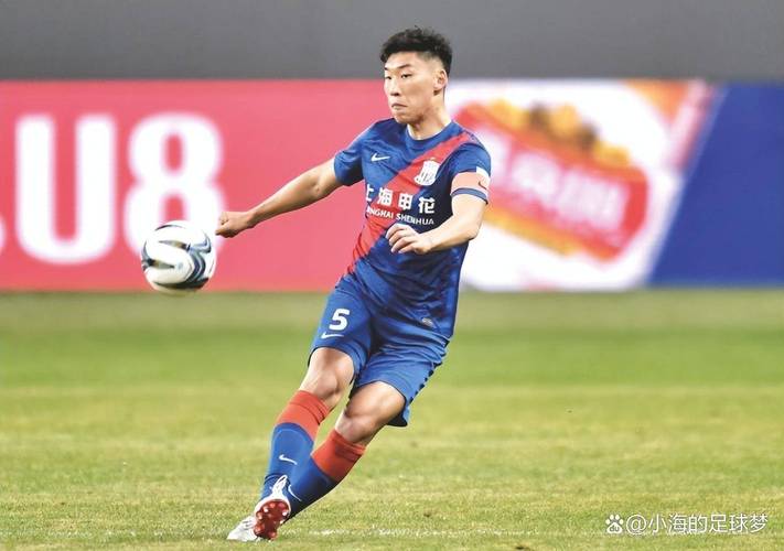 记者：申花间歇期训练面临严重人员不整，朱辰杰等7人将缺席