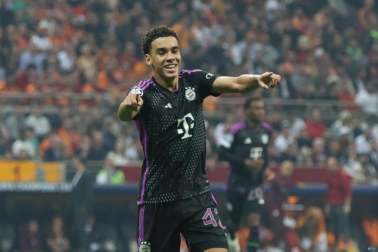 埃芬博格：穆西亚拉能否在世界杯前恢复100%状态？这真不好说