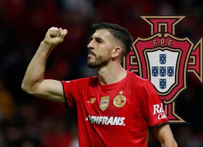 葡萄牙队官方：莱奥、莫拉退出本期集训，补招托卢卡前锋保利尼奥