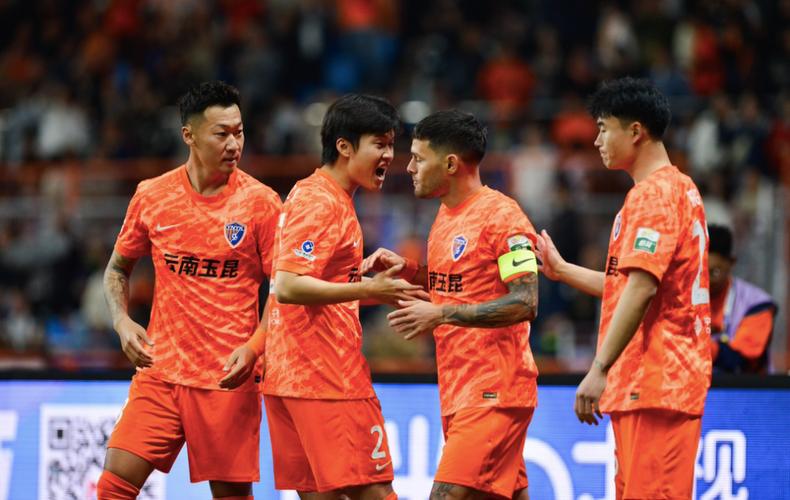 【直播吧】中超第3轮最佳：奥斯卡当选！2射1传率玉昆力克泰山