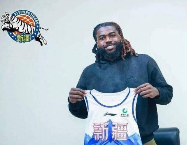 媒体人：新疆新外援布伊未能赶上注册截止时间 无缘今晚的比赛