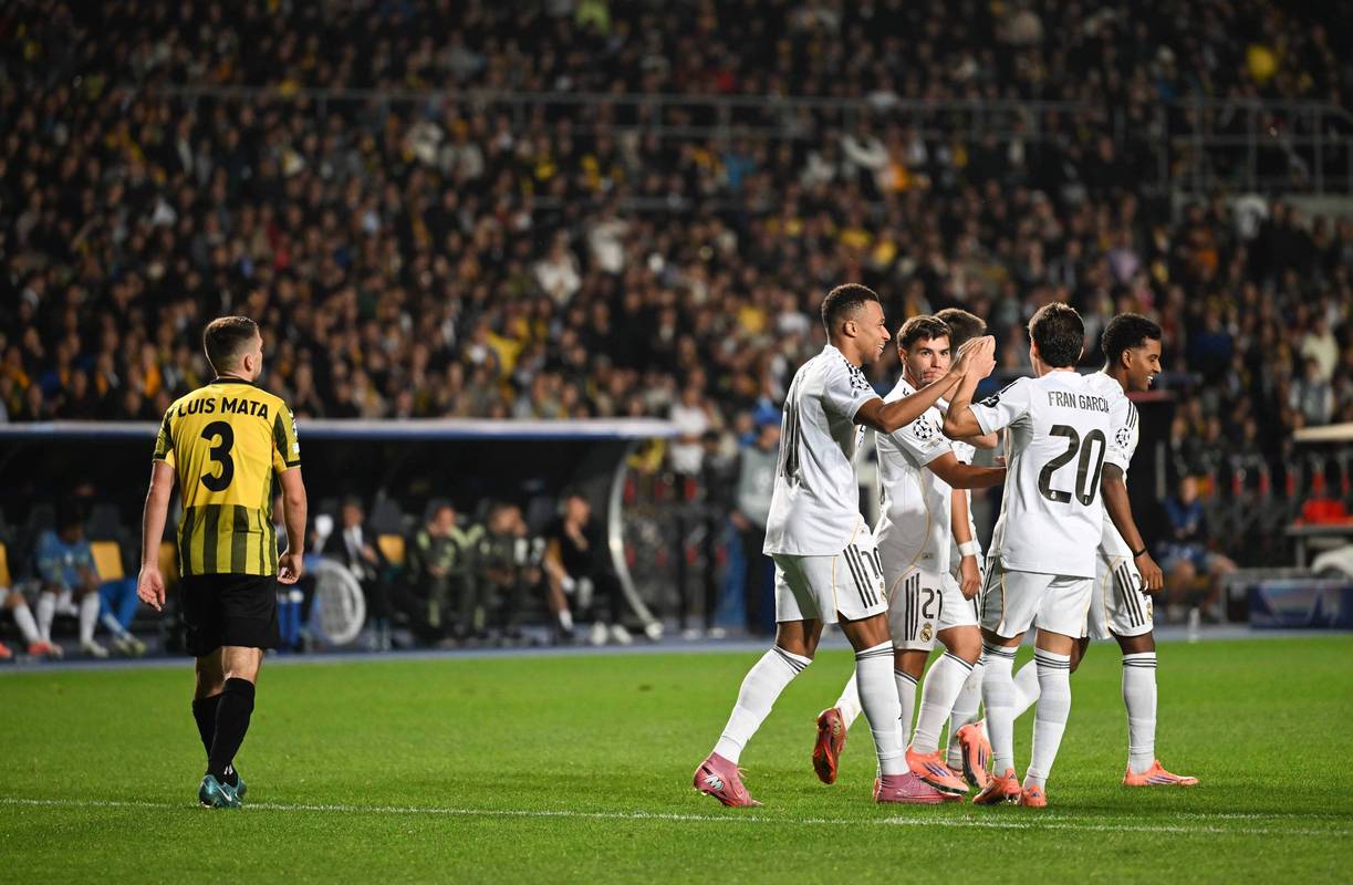 皇马TV：罚下巴尔韦德是丑闻性判罚，让球队未来几场比赛也受影响