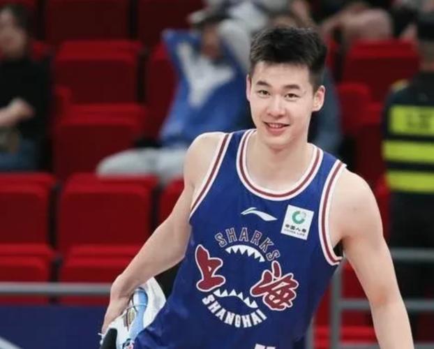 同曦官方：郭昊文崴脚受伤 赛后第一时间前往医院进行进一步检查