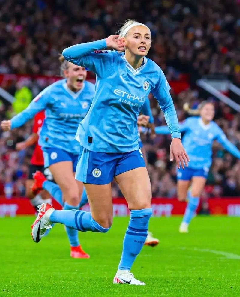 仅此一位，格林伍德是本赛季至今五大联赛唯一单场大四喜的球员