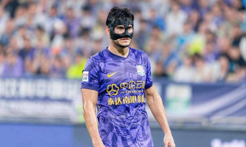 津媒：津门虎外援科尔多瓦韧带损伤比较严重，预计需一个月恢复