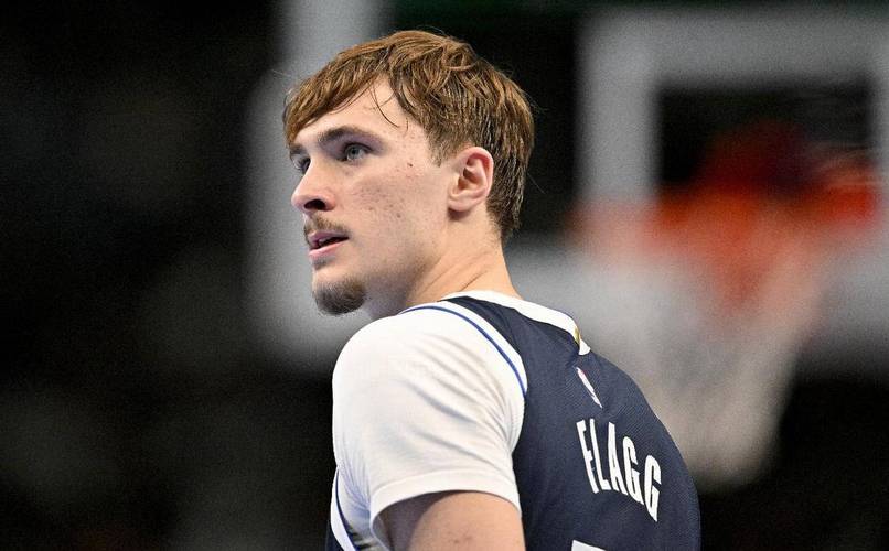 克里斯蒂：弗拉格正在学会放慢比赛节奏 这是球员成熟的首要标志