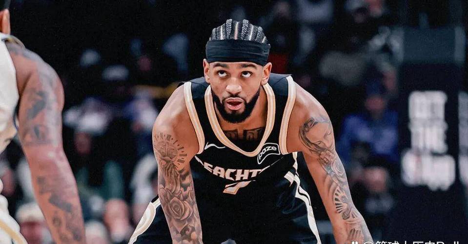 亚历山大-沃克：我的职业态度源于家人影响 她们每天都在坚持工作