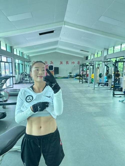 乌日古木拉社媒纪念法女甲首秀，蒙彼利埃2-3不敌巴黎圣日耳曼