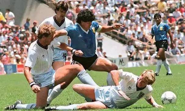 神比喻！马拉多纳儿子：父亲像那不勒斯的上帝 麦克托米奈是耶稣