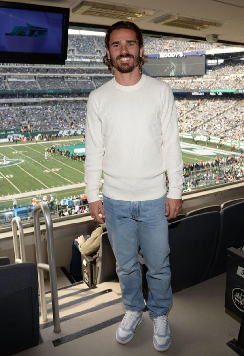 将加盟美职联！TA：格列兹曼非常喜欢看NFL和NBA的比赛