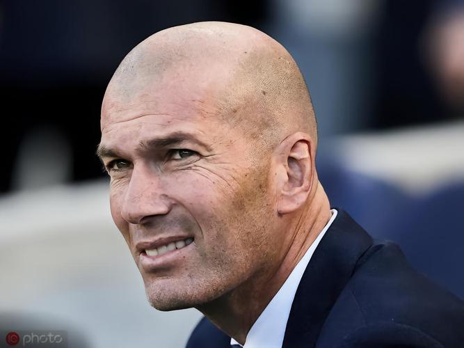 RMC：若齐达内接手法国帅位，他会带上贝托尼和姆萨伊迪两名助教