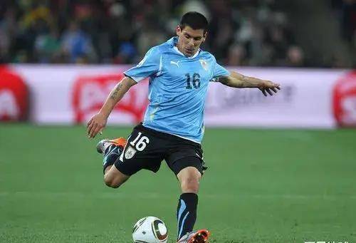 托雷拉：转会加拉塔萨雷改变了我的人生，落选乌拉圭队我非常痛苦