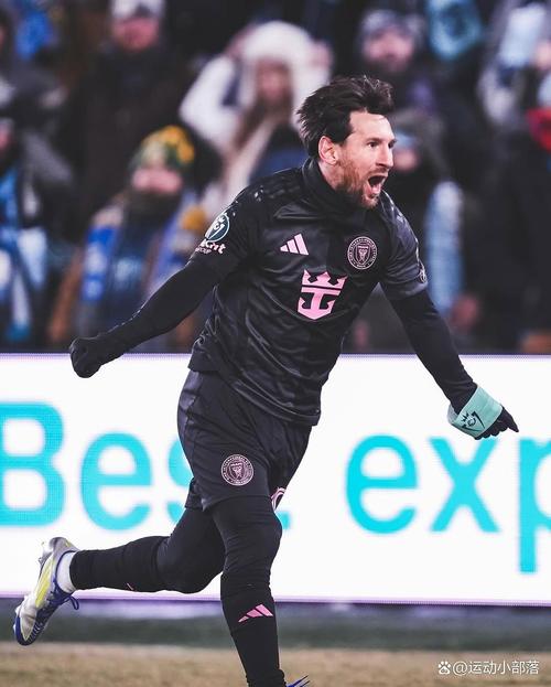 34岁蒙托亚宣布退役：一对一防守梅西真的很难，尤其他沿边路突破