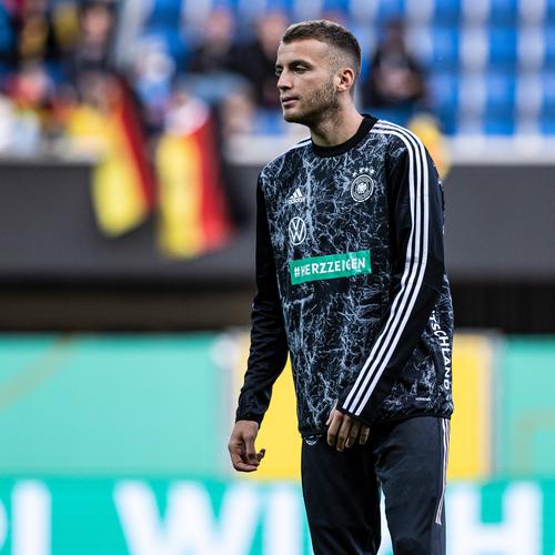 官方：特尔因伤退出本期法国队U21集训，拉扬·福法纳顶替