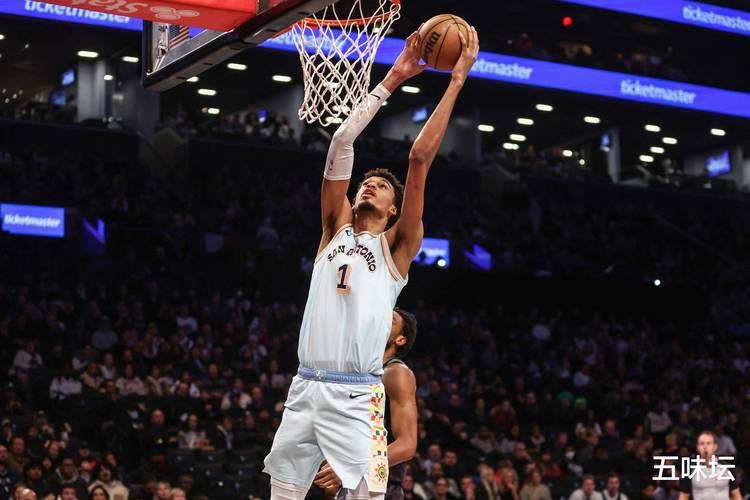 文班亚马谈法国队参加世界杯：我认为我们是夺冠大热门