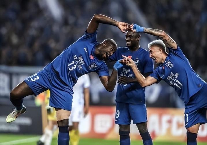 “看看最后能不能追上”，于根伟直播时主持人发言引三镇球迷不满