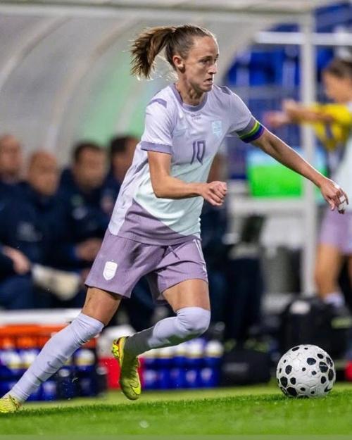 女子欧冠1/4决赛首回合：阿森纳3-1切尔西，凯莉、鲁索、詹妹进球