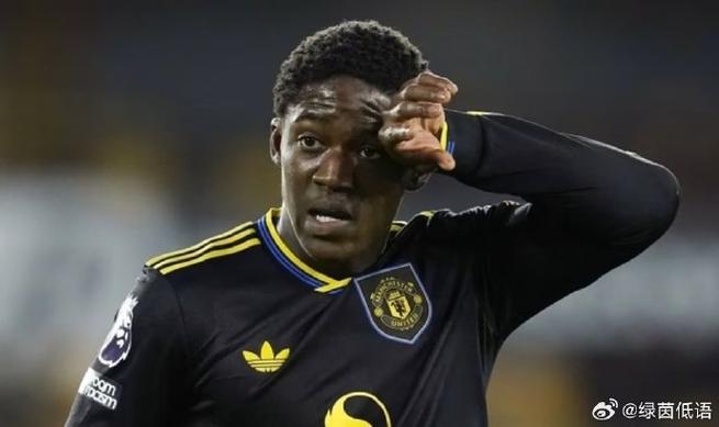 罗马诺：马奎尔预计很快续约至2027年＋1年，梅努续约至2031年