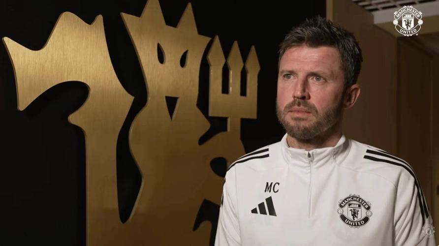 邮报：卡里克调整了曼联主客场比赛抵达时间 允许球员赛后休息1天