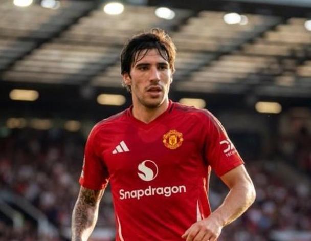 要价8000万镑！英媒：托纳利更倾向回意甲，曼联、曼城都对他有意