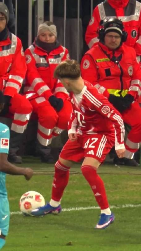 卡尔：奥利塞在更衣室非常幽默活跃，他会长留拜仁并开创一个时代