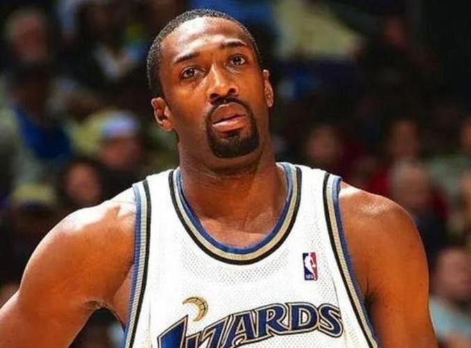 阿里纳斯谈65场：这让球员只在乎自己数据和地位 不顾及球队利益