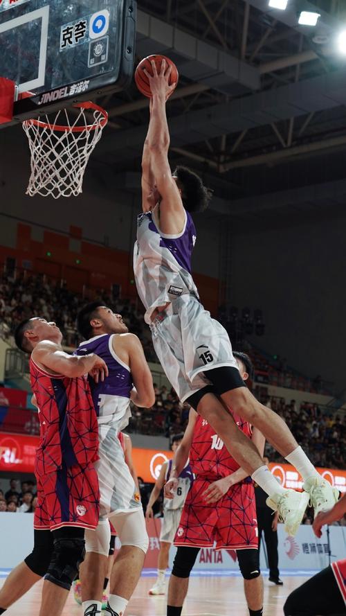 CUBAL-4连胜！太原理工59分大胜石河子大学 杨子豪31+7+9