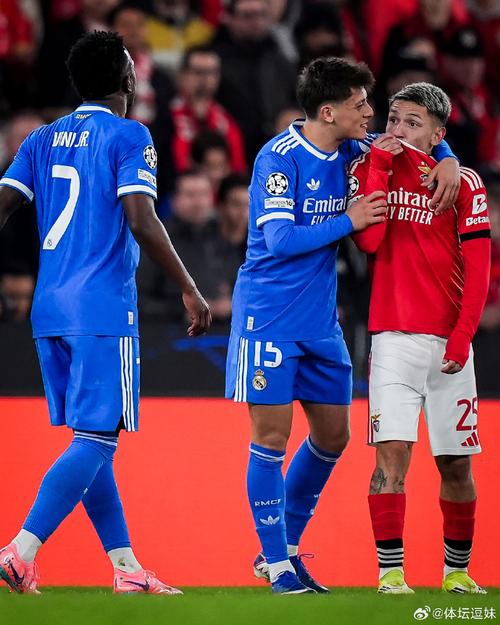 官方：本菲卡vs皇马欧冠比赛时球迷种族歧视，本菲卡被罚款4万欧