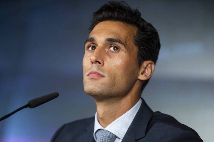 卡马乔：西班牙是世界杯冠军候选之一 阿韦洛亚执教表现非常出色