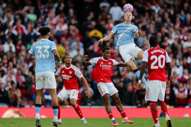 严防卧底！西汉姆联出台严格审核，防止阿森纳球迷混入本方看台