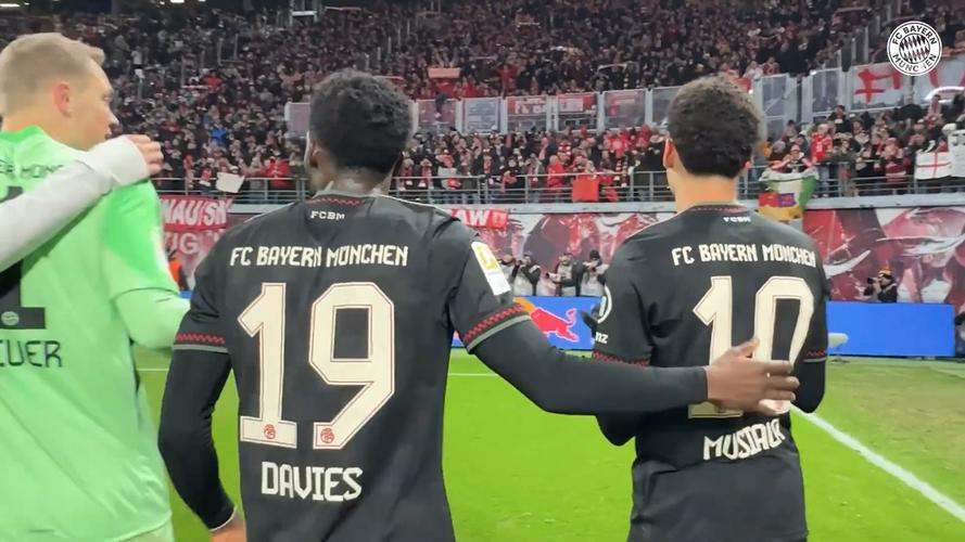 记者：担心穆西亚拉重伤恢复后很难踢世界杯 卡尔能进世界杯名单