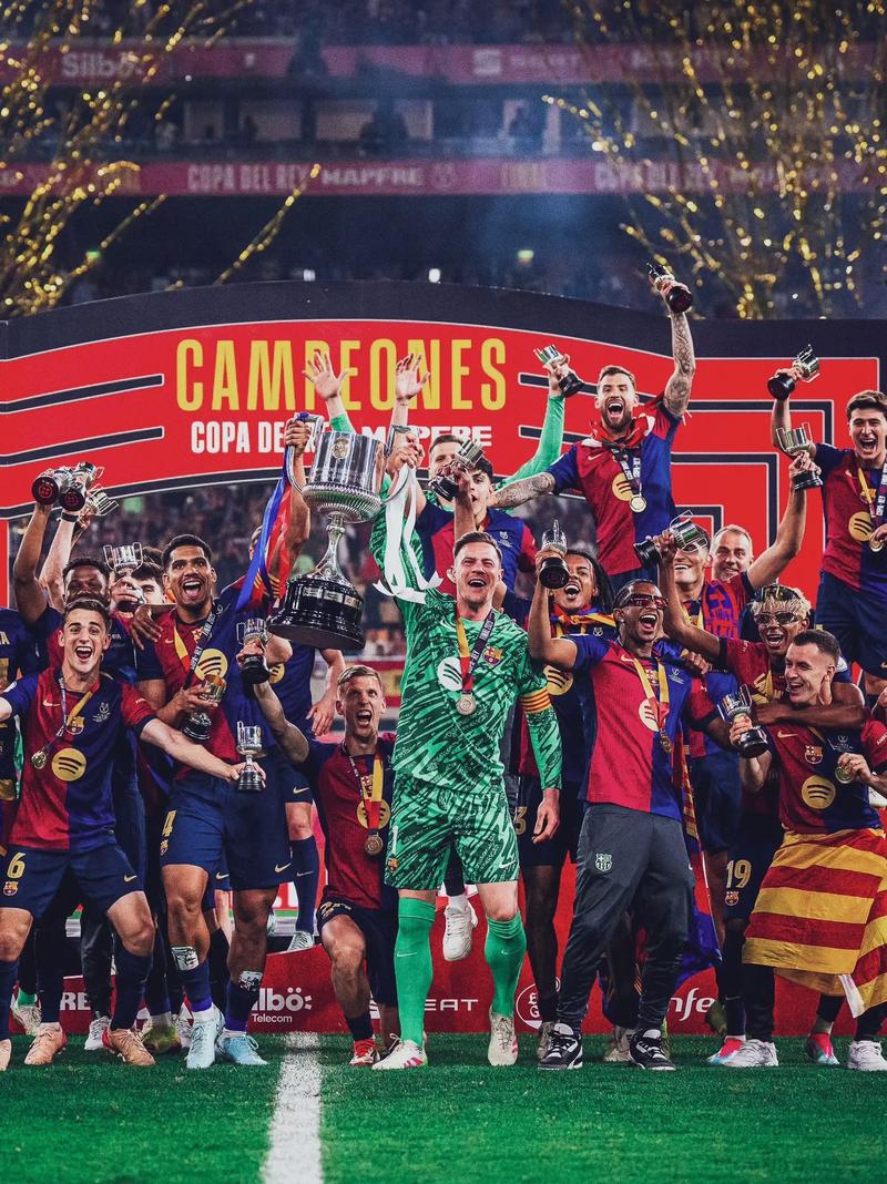 每体：巴萨有意引进阿斯拉尼，球员晒观看巴萨比赛的照片