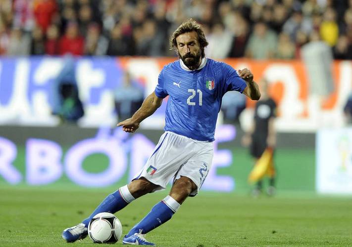 德转晒意大利最后一场世界杯阵容：布冯、皮尔洛、巴洛特利在列