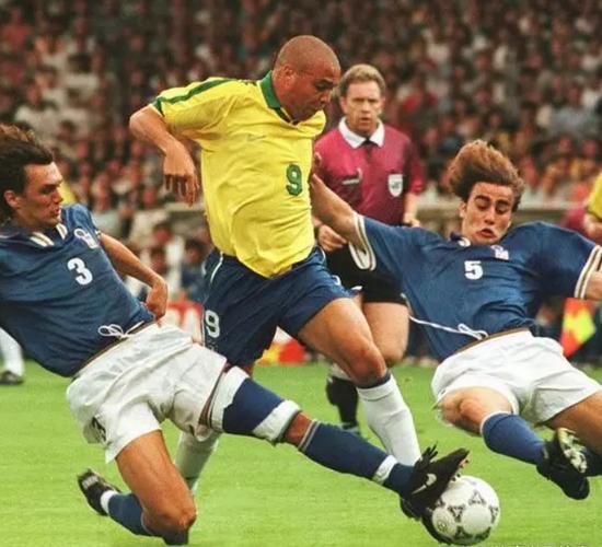 帕托：我从未觉得自己是新罗纳尔多，频繁受伤让我不再相信自己