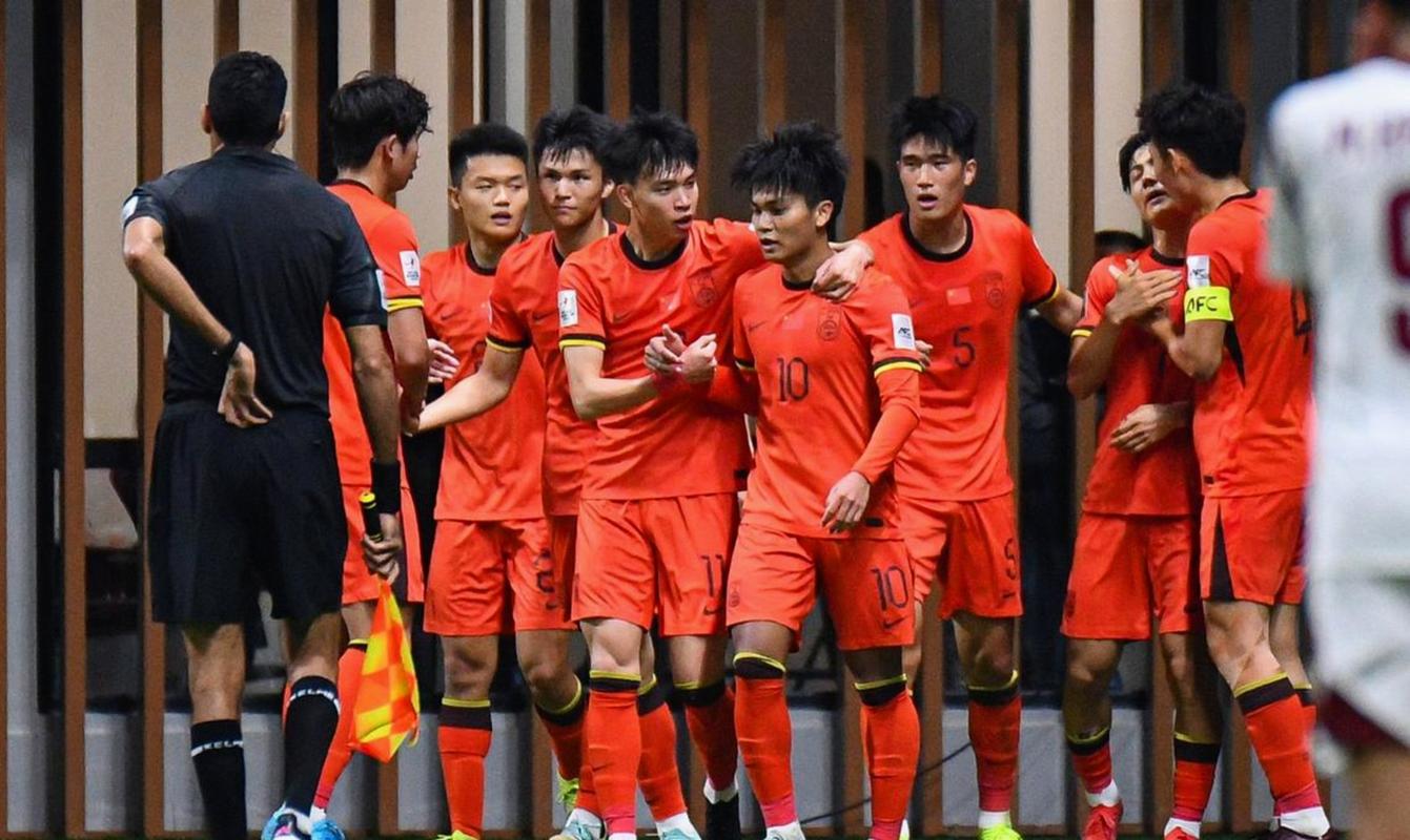 记者：济南创建国内第六个大区青训中心，将与鲁能足校互相支持